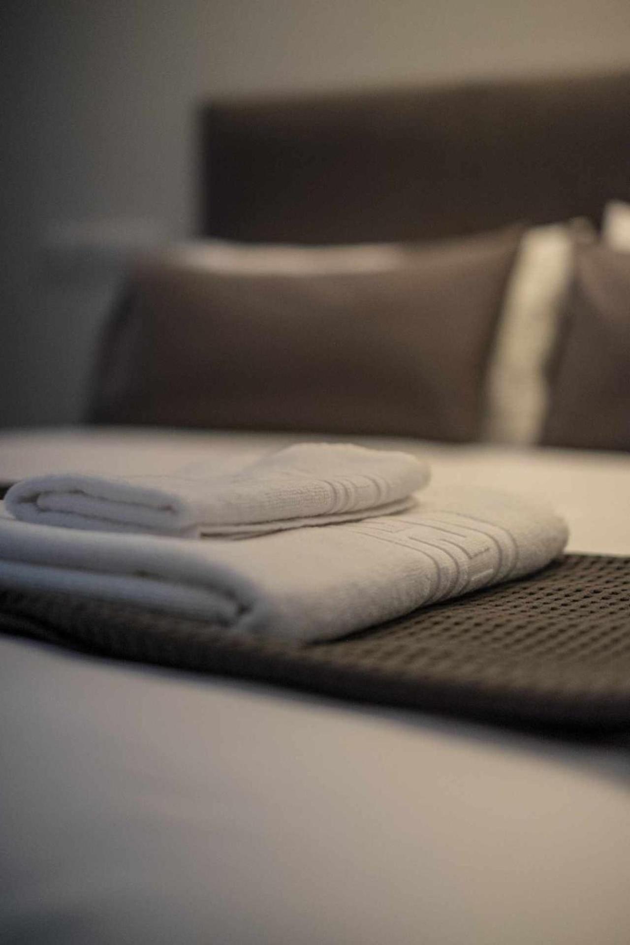 Apartamento Presidente 2 Seville Luaran gambar